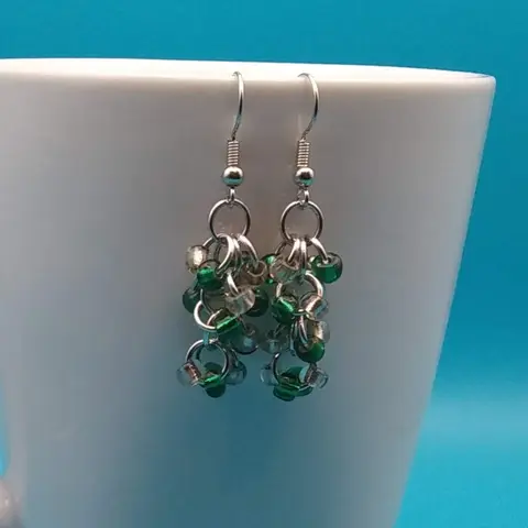 Shaggy Loops Chainmaille Earrings - clear and emerald beads x2