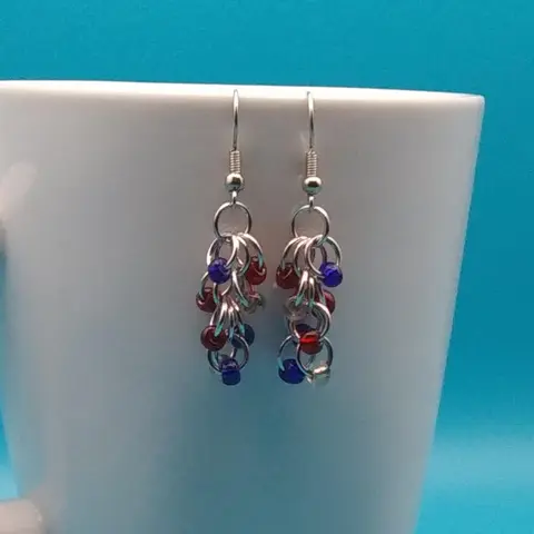 Shaggy Loops Chainmaille Earrings - USA mix beads