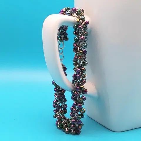 Shaggy Loops Chainmaille Bracelet - dark rainbow beads x2