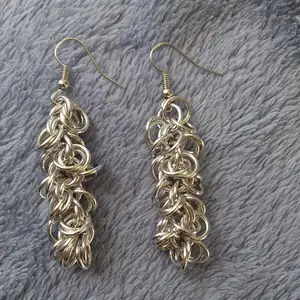 Mobius Shaggy Loops Chainmaille Earrings